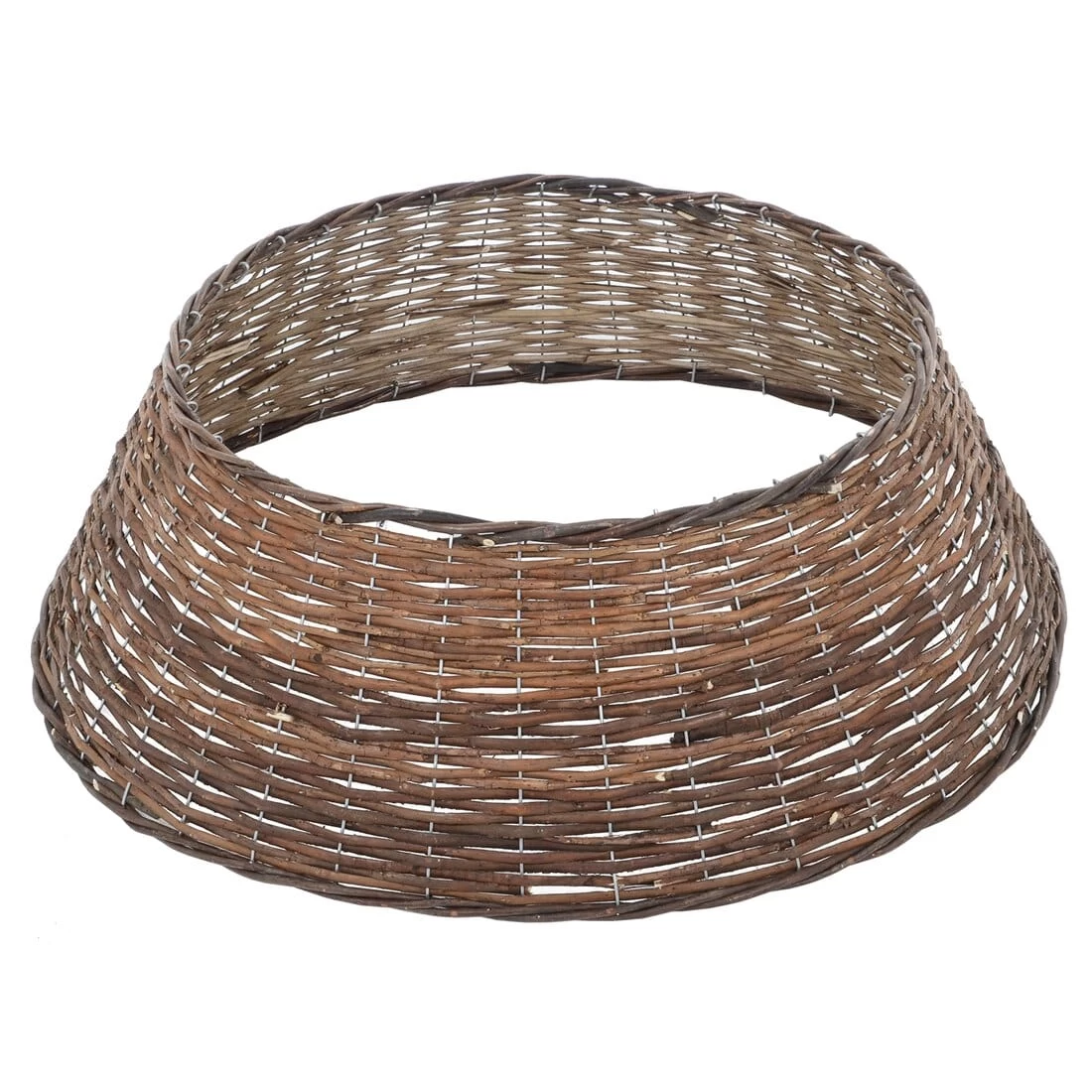 67cm Traditional Woven Willow Christmas Tree Skirt Base 5 67cm Traditional Woven Willow Christmas Tree Skirt Base - Image 3