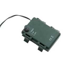 Christmas Wreath Pre-Lit Silver Gold Leaf Berries 60cm (2ft) -Christmas Decoration Shop XS BatteryPack 1600 1 33903.1539340303.1100.1100